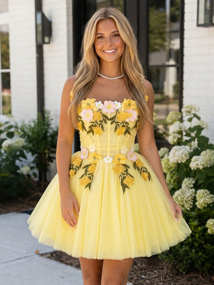Tulle Corset Strapless Ruched 3D Flowers Homecoming Dresses