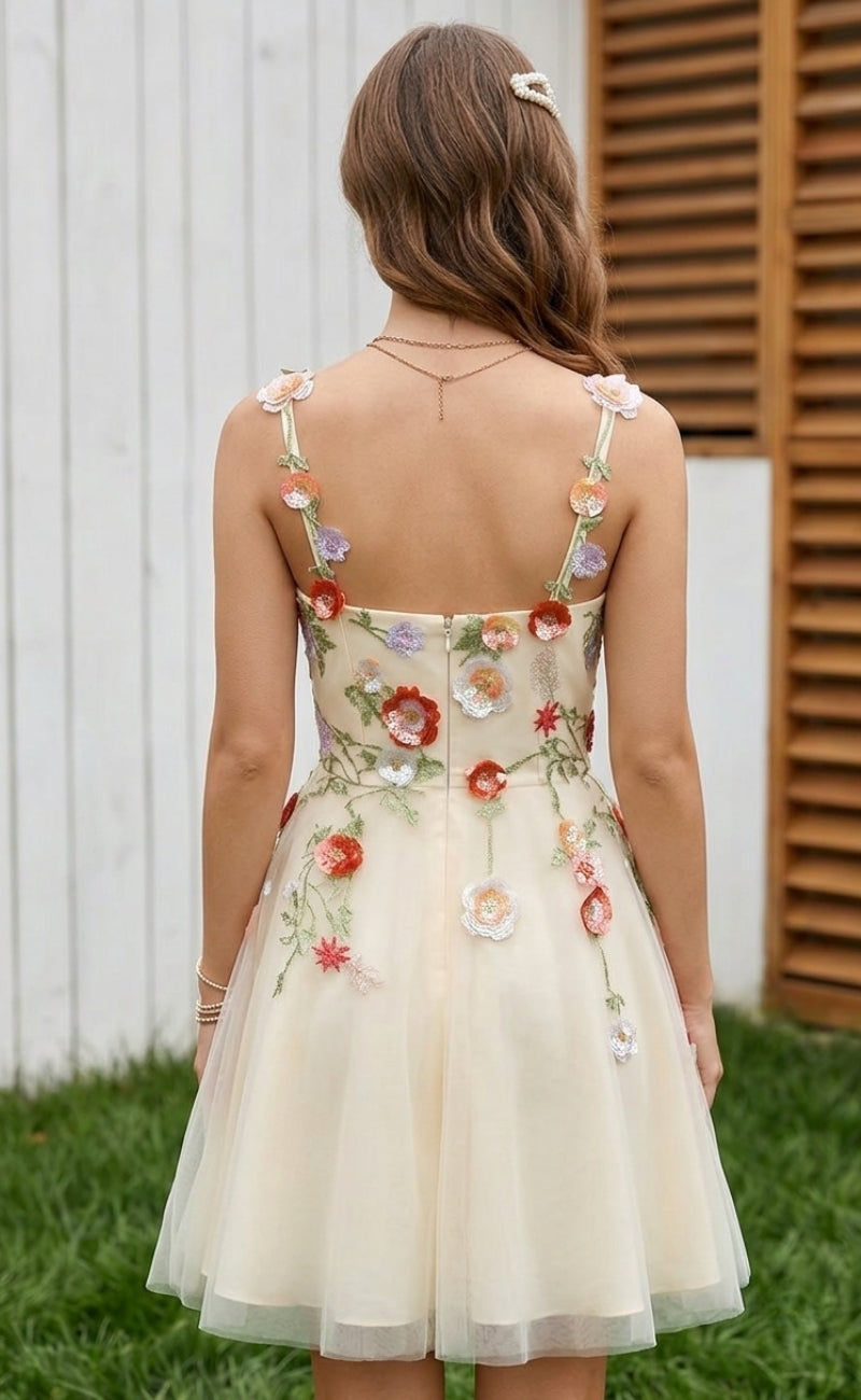 Embroidery A Line Spaghetti Straps Sequin Ruched Homecoming Dresses