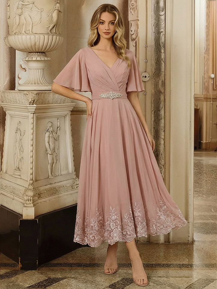 A Line Short Sleeves V Neck Mother of the Bride Dresses with Lace Appliques