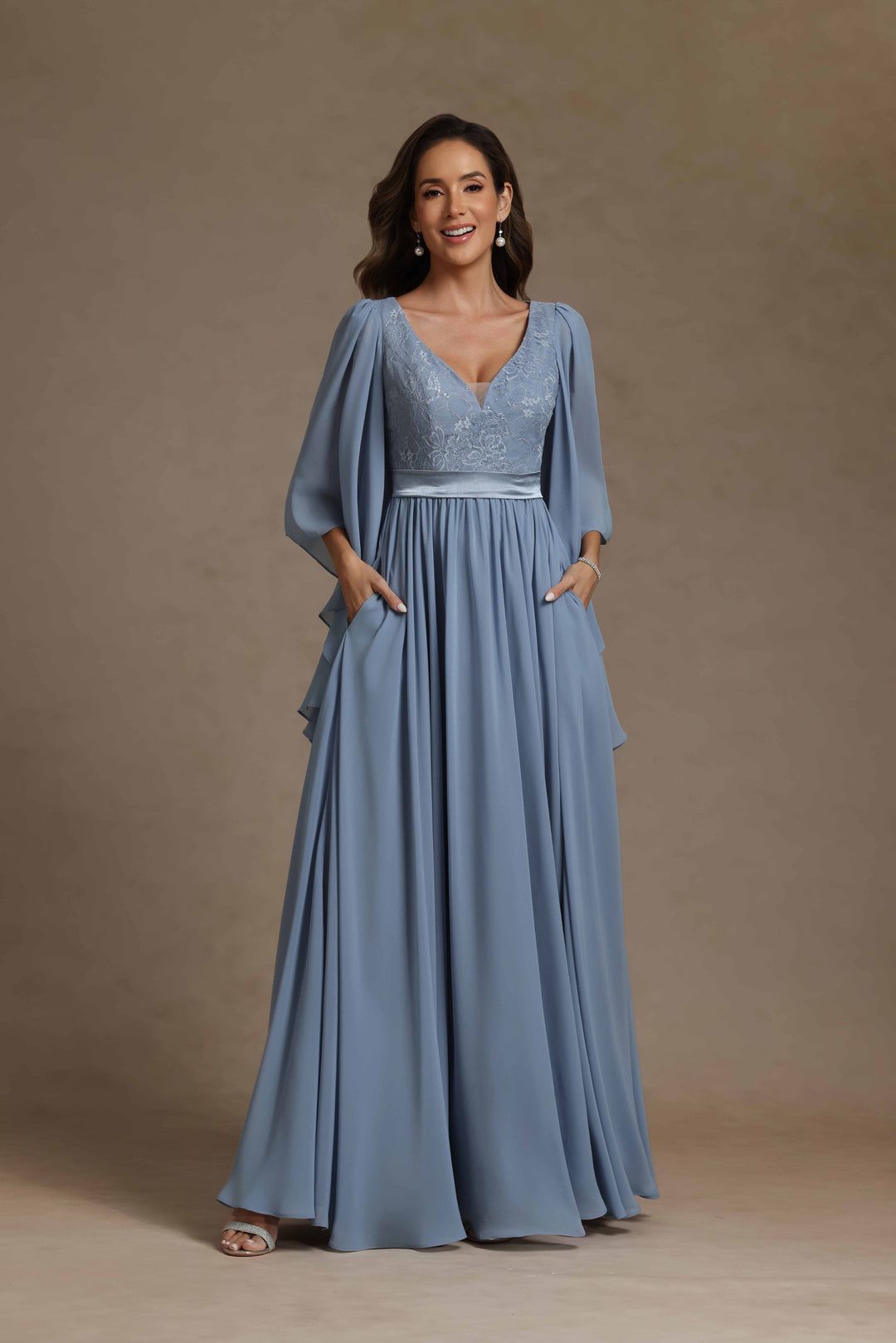Chiffon Pleated Lace Appliques V Neck Ruffles Mother of the Bride Dresses