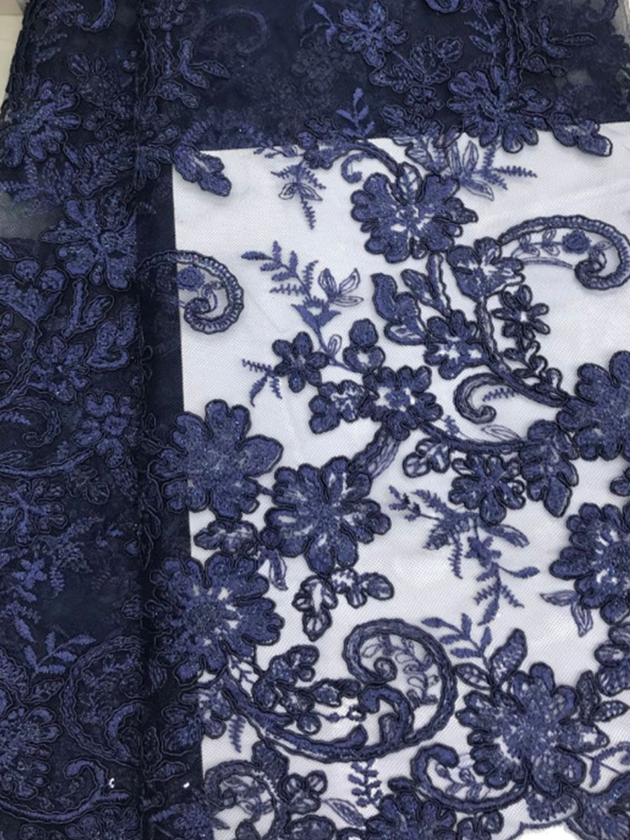 Lace Appliques A Line Scoop Neck Mother of the Bride Dresses