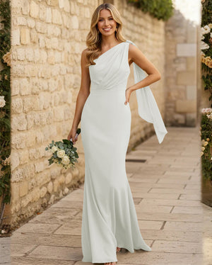Chiffon One Shoulder Mermaid Pleated Maxi Bridesmaid Dresses