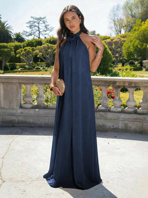 Chiffon Halter Long Backless Bridesmaid Dresses