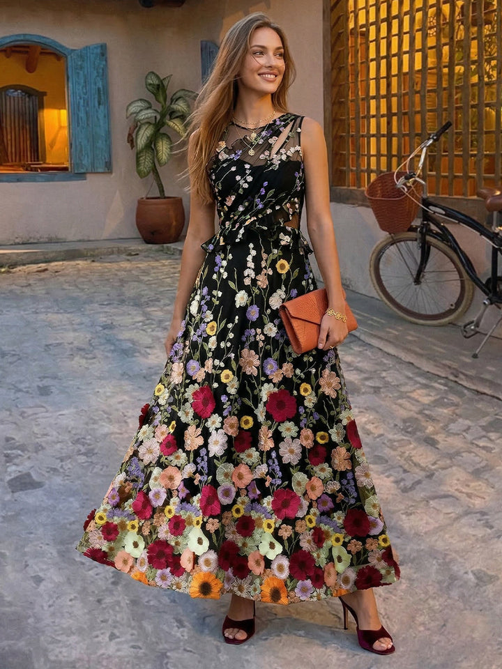 Tulle Floral Embroidered Scoop Neck Cut Out Cocktail Dresses