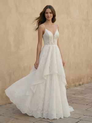 Laces A Line Spaghetti Straps Long Wedding Dresses