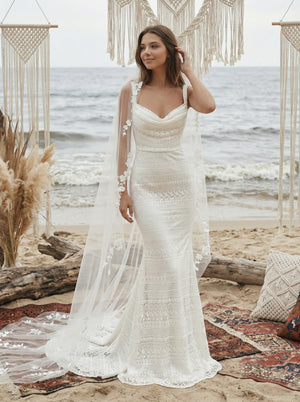 Laces Mermaid Spaghetti Straps Long Wedding Dresses