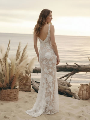 Laces Mermaid Scoop Neck Long Wedding Dresses