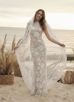 Laces Mermaid Scoop Neck Long Wedding Dresses