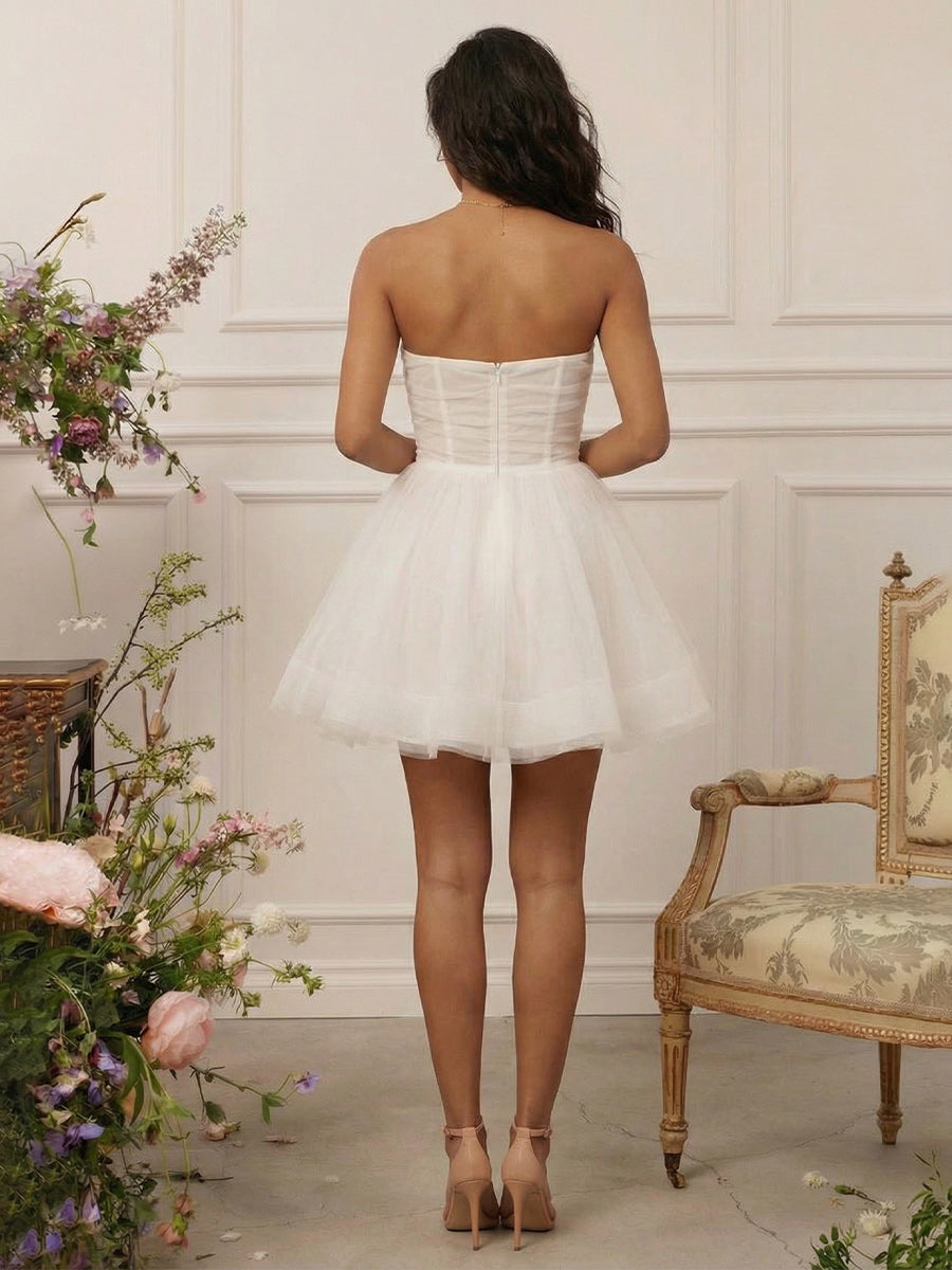 Tulle A Line Strapless Short Little White Dresses with Pleats